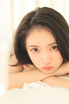请与我同眠漫画哔哩哔哩